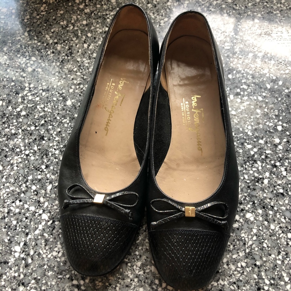 Genuine Salvatore Ferragamo Flats